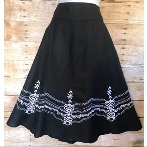 Appraisal BOHO Skirt Embroidered Trim. A96